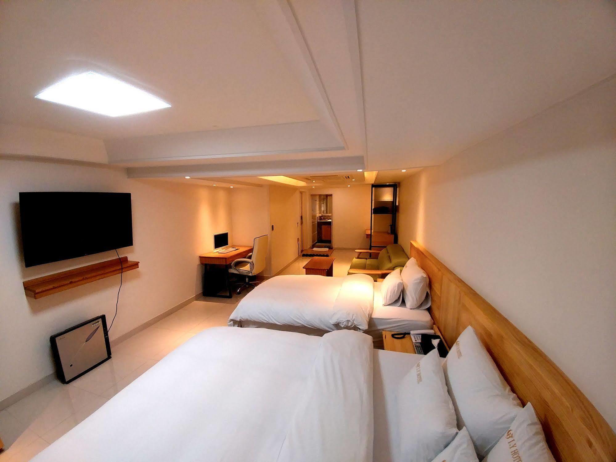 I.Y Hotel Suwon Exteriér fotografie
