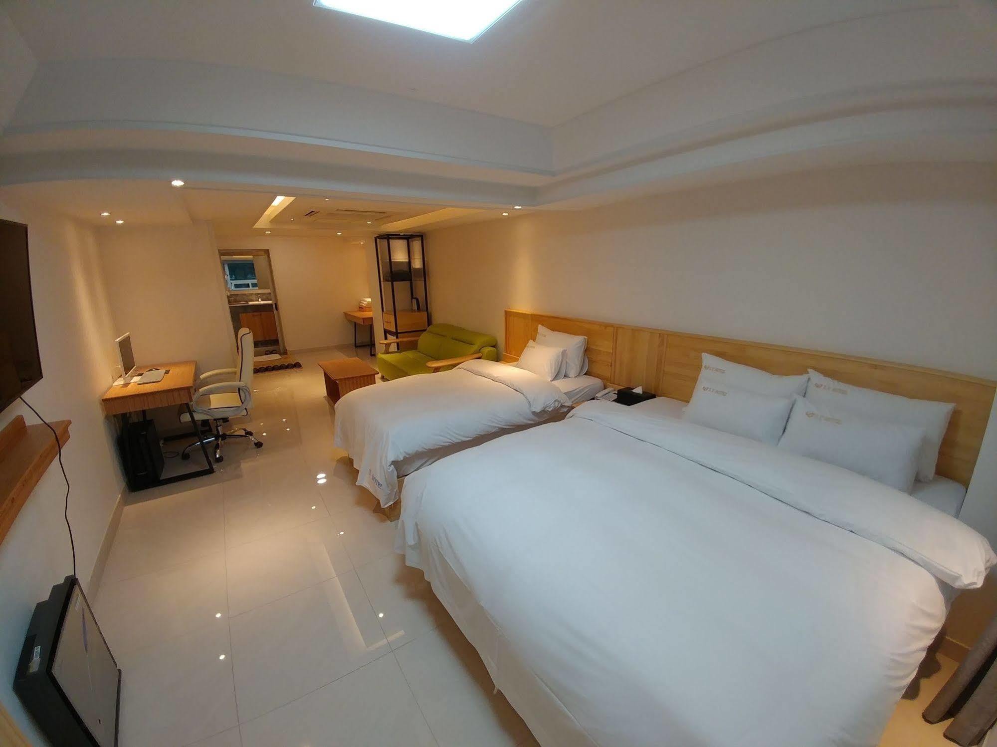 I.Y Hotel Suwon Exteriér fotografie