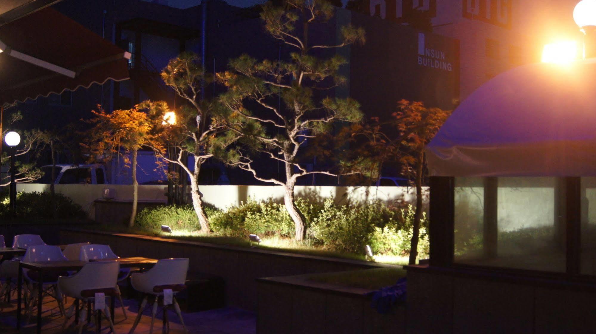 I.Y Hotel Suwon Exteriér fotografie