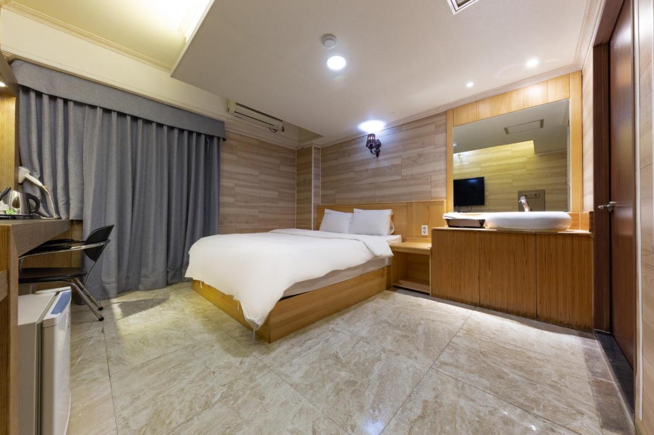 I.Y Hotel Suwon Exteriér fotografie